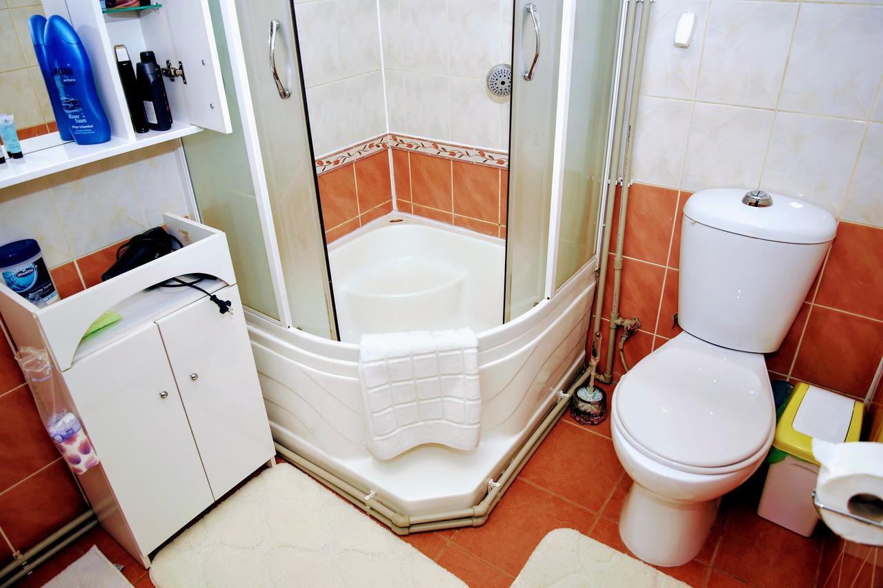 Livijas Apartamenti Lägenhet Kuldīga Exteriör bild