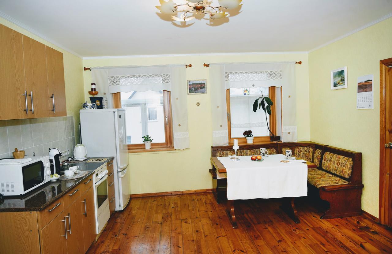 Livijas Apartamenti Lägenhet Kuldīga Exteriör bild